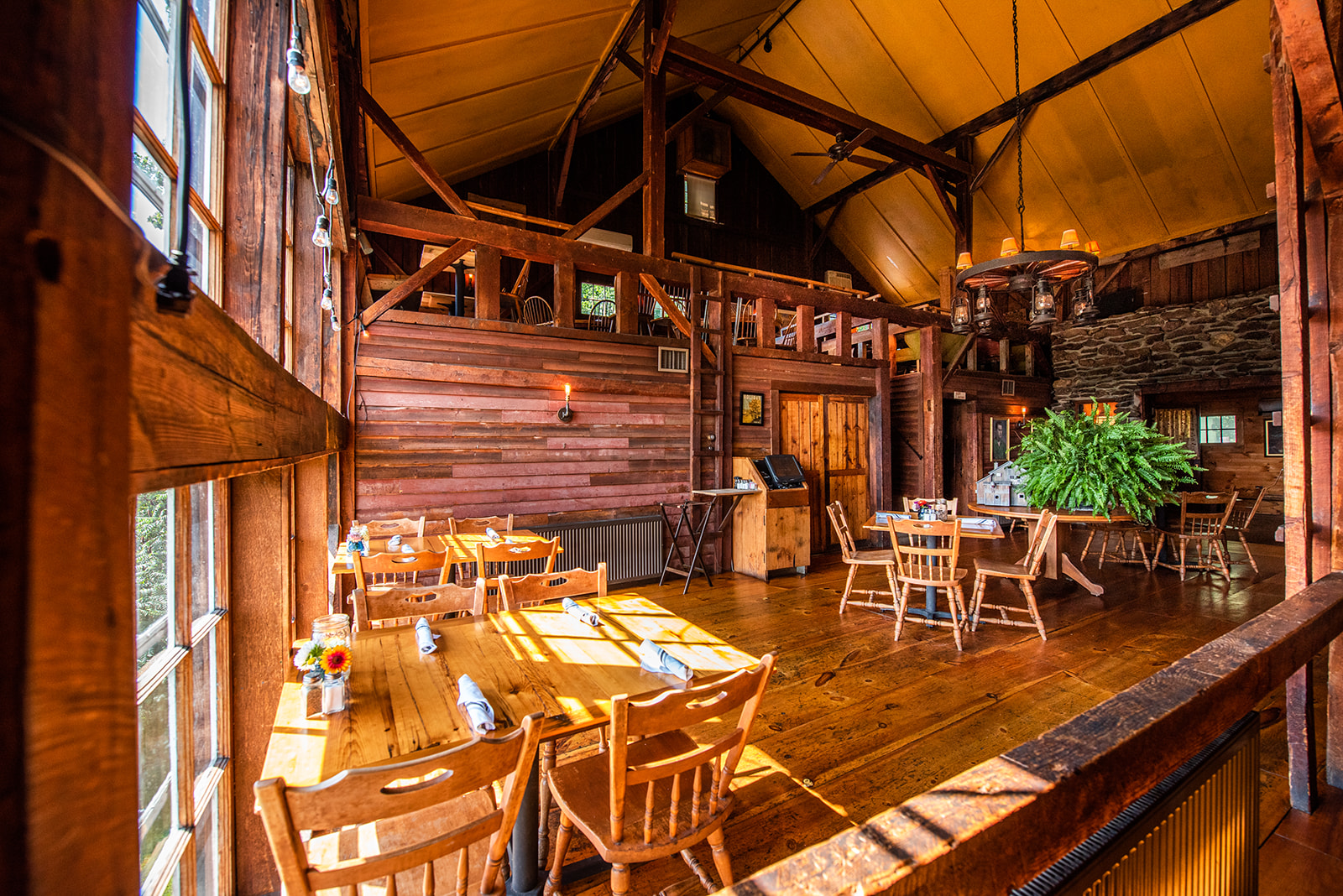 Place - The Barn Restaurant & Tavern
